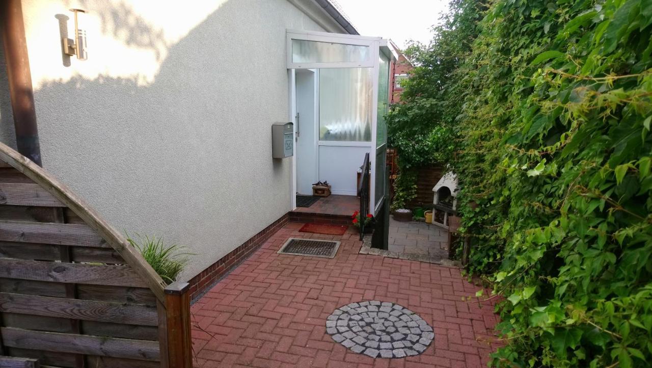 Privates Einzelzimmer Bei Der Weser-Ems-Halle Oldemburgo Exterior foto